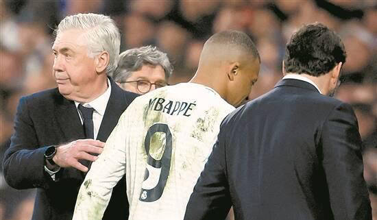 欧冠折戟，皇马提前换帅：名宿或成新掌门人，克洛普有望归来